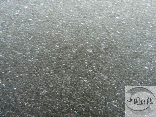 金秀市政道路标线工程玻璃微珠应用